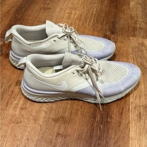 Nike Women's Odyssey React 2 Flyknit Cream and Purple Athletic Shoes 8.5